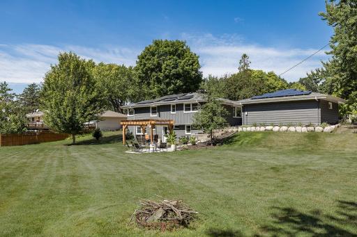 13301 Windyhill Road, Minnetonka, MN 55305