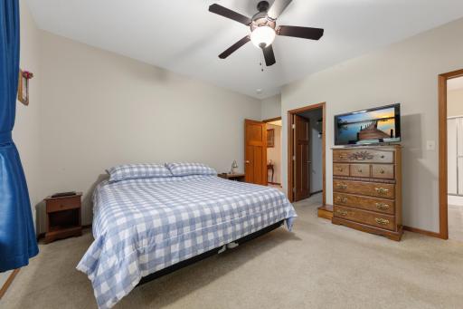 418 Buckshot Court, Kenyon, MN 55946