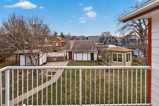 2114 Queen Avenue N, Minneapolis, MN 55411