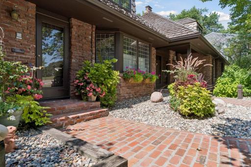 101 Ardmore Drive - side entrance into the kitchen