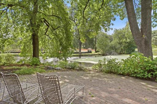 101 Ardmore Drive, Golden Valley, MN 55422