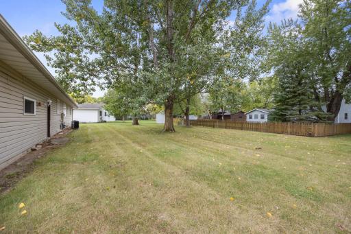 318 Stoney Point Road SW, Hutchinson, MN 55350