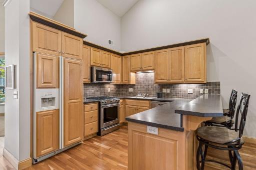 189 Stonebridge Court, Mendota Heights, MN 55118