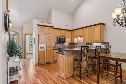 189 Stonebridge Court, Mendota Heights, MN 55118