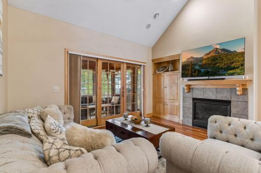 189 Stonebridge Court, Mendota Heights, MN 55118