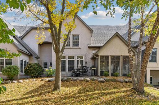 189 Stonebridge Court, Mendota Heights, MN 55118