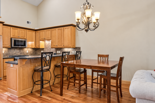 189 Stonebridge Court, Mendota Heights, MN 55118