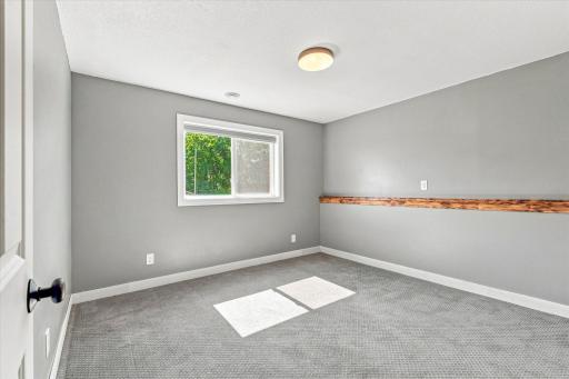 Lower bedroom Three (room 6)