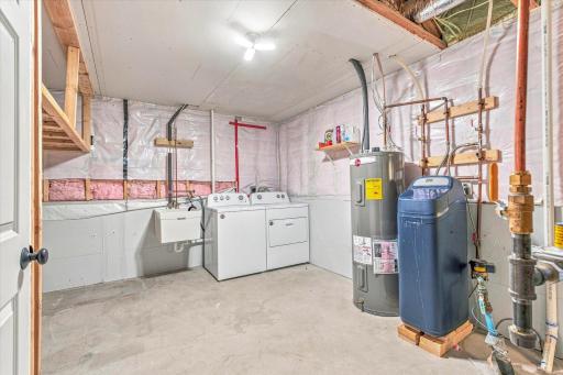 Utility Room/ Laundry