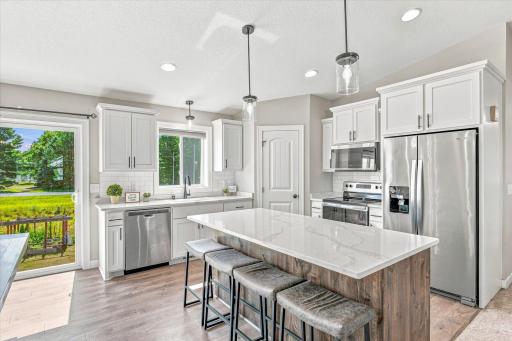 Breakfast bar Room for 4 stools