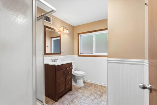1721 Deerwood Drive, Eagan, MN 55122