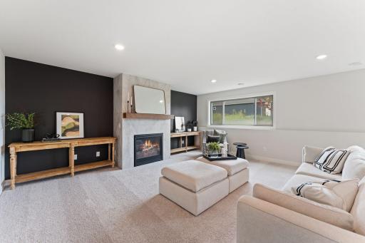 OneTenTen Homes Sadie Cottage Detached Villa Model - 17779 Ellsworth Dr., Lakeville