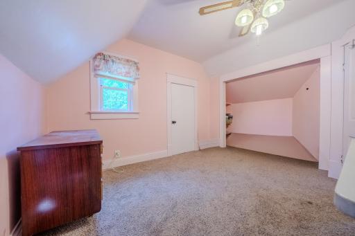 504 Degraff Avenue, Swanville, MN 56382