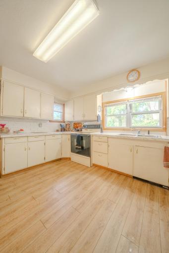 504 Degraff Avenue, Swanville, MN 56382