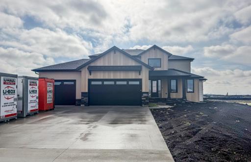 6848 Sun Valley Boulevard, Horace, ND 58047