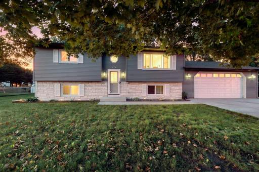 Photo for 880 5th Street N, Dassel, MN 55325 - listing #7142415 880 5th Street N, Dassel, MN 55325