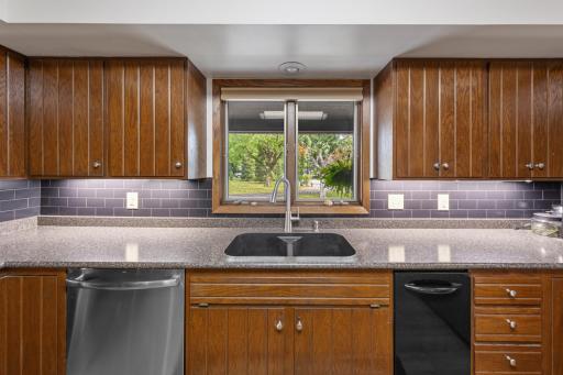 26 kitchen.jpg