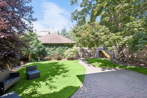 1766 Emerson Avenue S, Minneapolis, MN 55403
