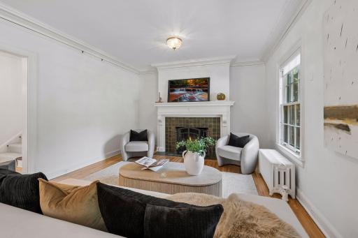 1766 Emerson Avenue S, Minneapolis, MN 55403