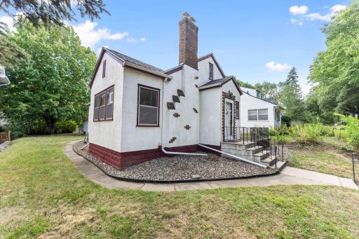 1226 Jefferson Avenue, Saint Paul, MN 55105