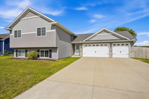 2108 Blake Avenue, Lester Prairie, MN 55354