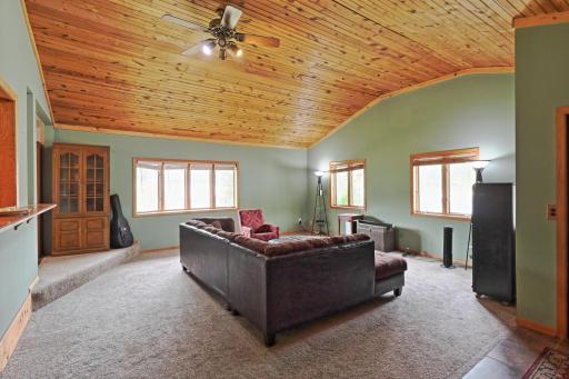 8503 Fawn Lake Drive NE, Stacy, MN 55079