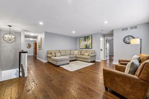 816 Beach Road, Waconia, MN 55387