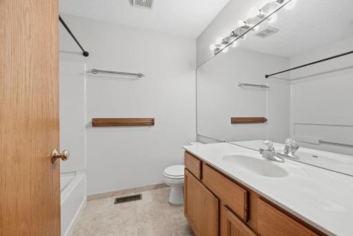 12-web-or-mls-105.jpg