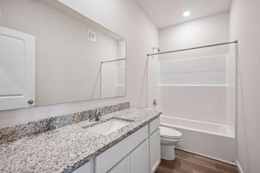413 Redwood Street N, Cambridge, MN 55008