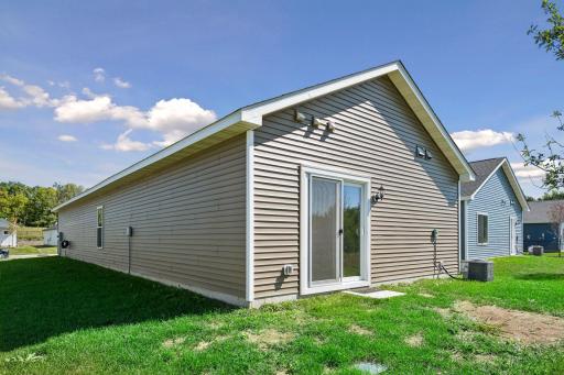 413 Redwood Street N, Cambridge, MN 55008