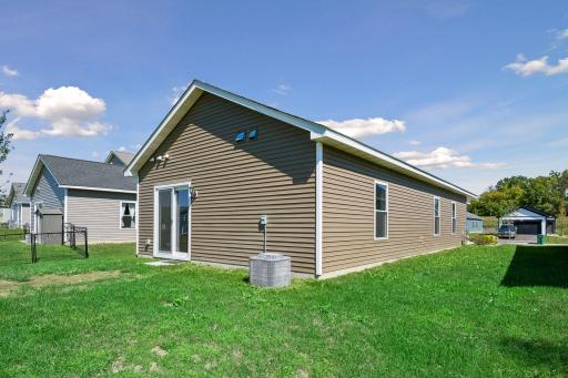 413 Redwood Street N, Cambridge, MN 55008