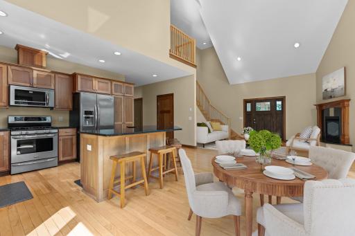 Kitchen/dining - virtual staging