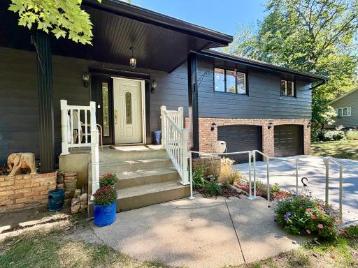 1609 Ridgewood Lane, Red Wing, MN 55066