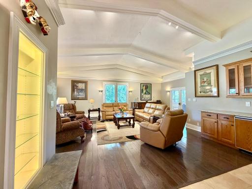 1609 Ridgewood Lane, Red Wing, MN 55066
