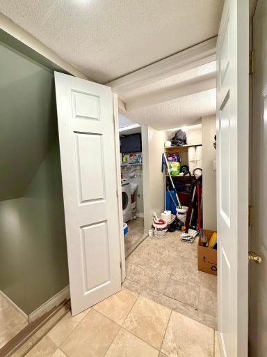 1609 Ridgewood Lane, Red Wing, MN 55066