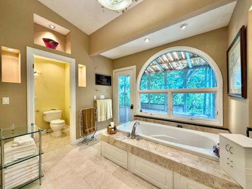 1609 Ridgewood Lane, Red Wing, MN 55066