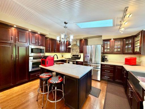 1609 Ridgewood Lane, Red Wing, MN 55066