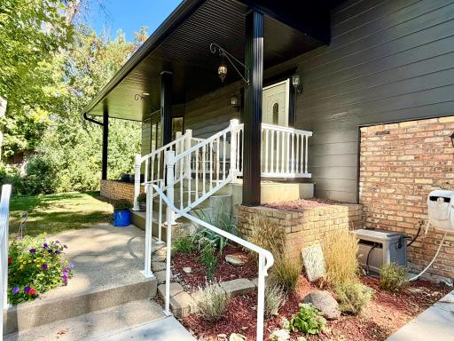 1609 Ridgewood Lane, Red Wing, MN 55066