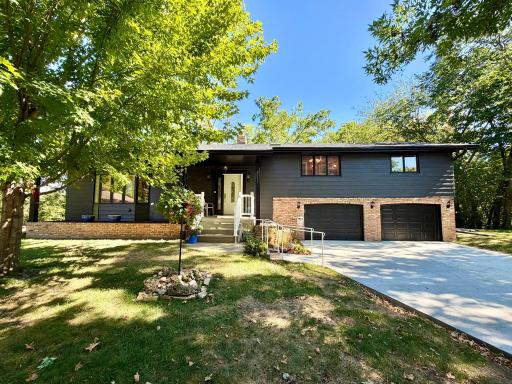 1609 Ridgewood Lane, Red Wing, MN 55066