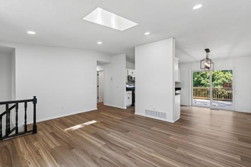 17550 Illinois Court, Lakeville, MN 55044