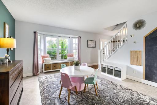 615 NE elm st - Web Quality - 004 - 04 Dining Room.jpg