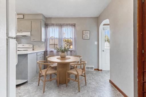 409 S 5th Street, Le Sueur, MN 56058