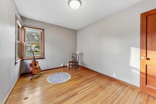 409 S 5th Street, Le Sueur, MN 56058