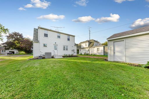 409 S 5th Street, Le Sueur, MN 56058