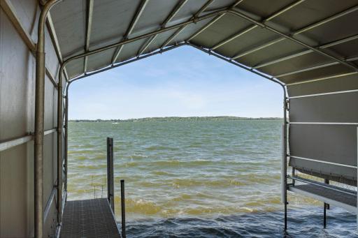 854 Beach Road, Waconia, MN 55387