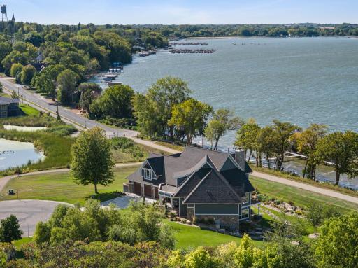 854 Beach Road, Waconia, MN 55387