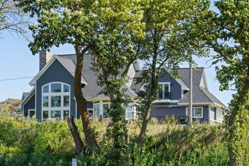 854 Beach Road, Waconia, MN 55387
