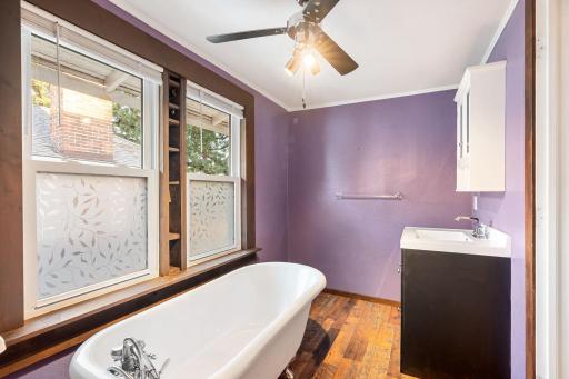 802 8th Avenue NW, Austin, MN 55912