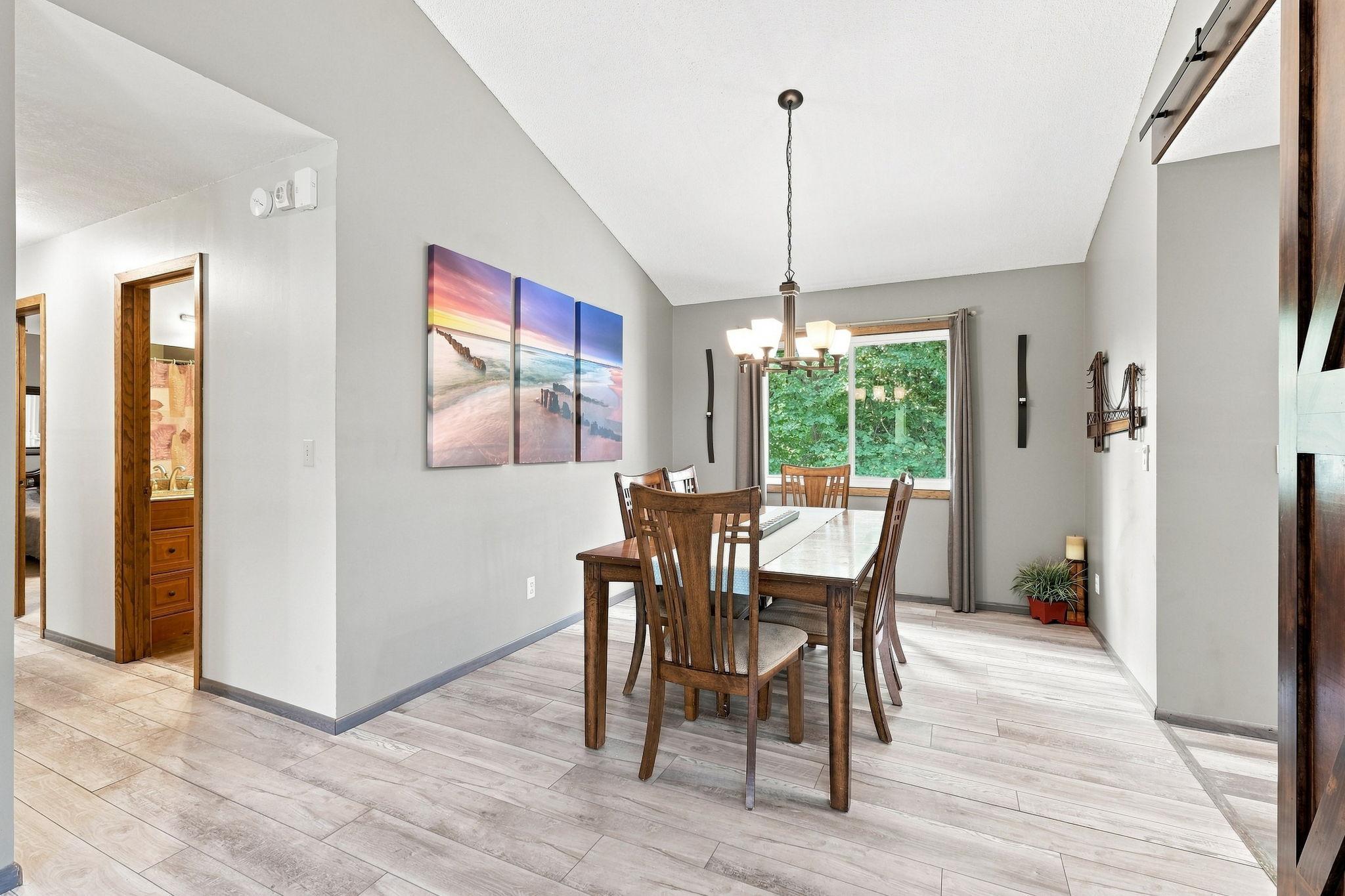 Dining Room 6649 Buckingham Rd Woodbury MN 55125