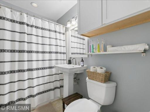 24-8635 Colfax Ave S, Bloomington, MN 55420_22.jpg
